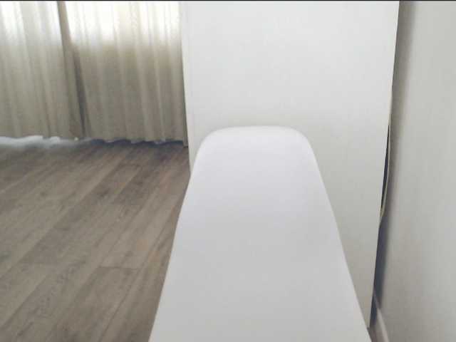 GiuliaHotXXX1 live webcam show