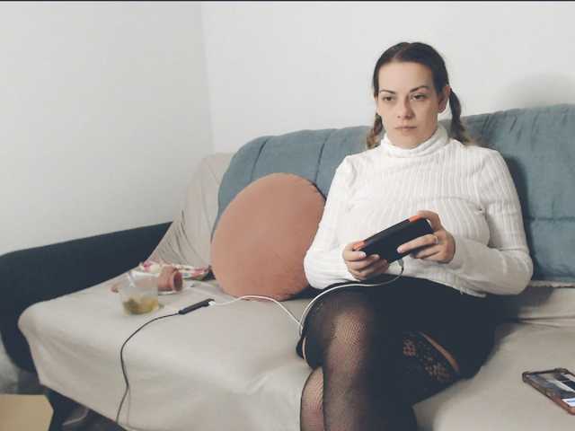 GiuliaHotXXX1 live cam on BongaCams