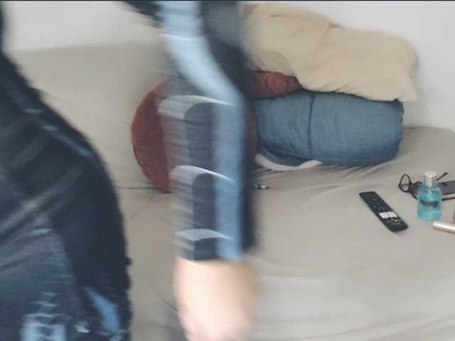 GiuliaHotXXX1 live cam preview