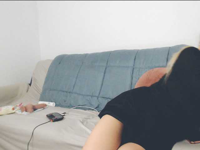 GiuliaHotXXX1 live cam on BongaCams