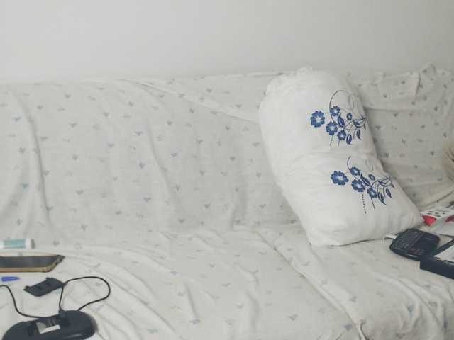 GiuliaHotXXX1 live cam on BongaCams