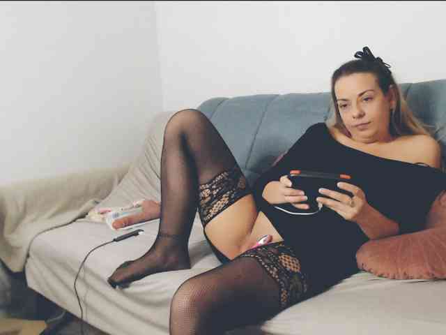 GiuliaHotXXX1 GiuliaHotXXX1