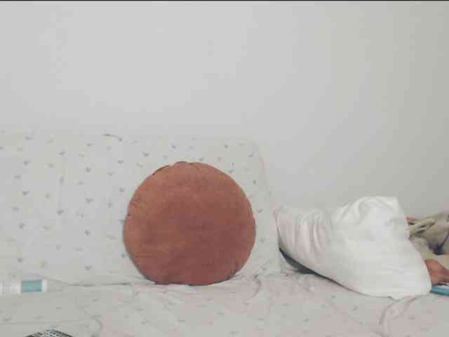 GiuliaHotXXX1 webcam