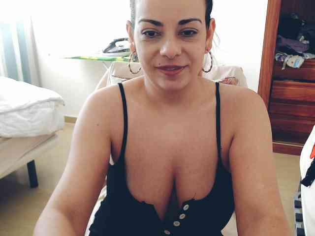 GiuliaHotXXX1