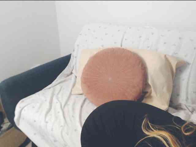 GiuliaHotXXX1 webcam