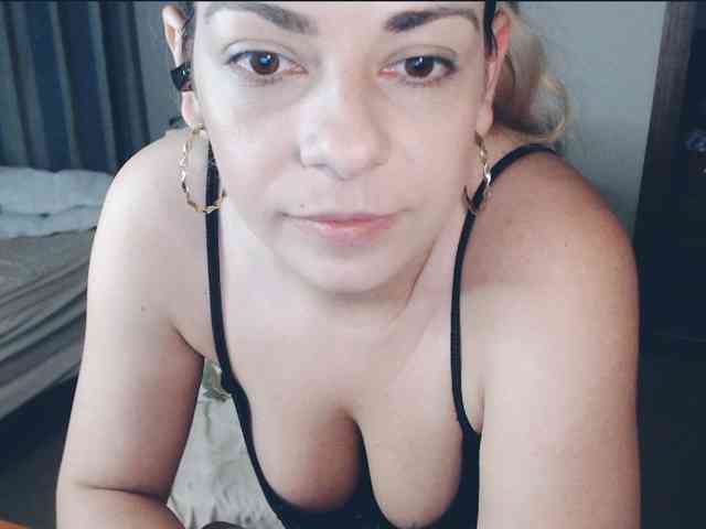 GiuliaHotXXX1