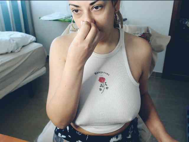 GiuliaHotXXX1