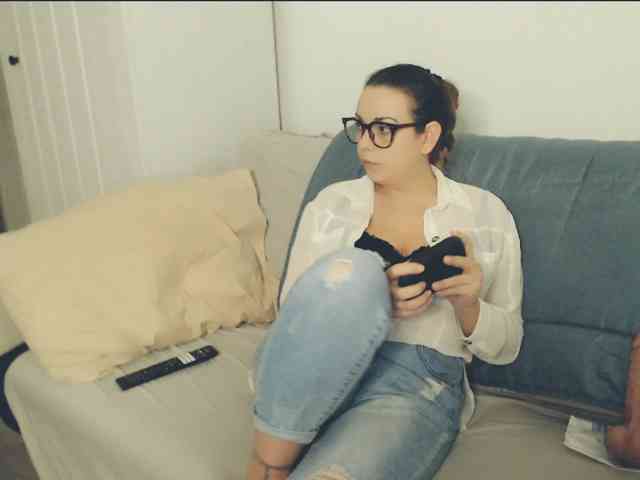 GiuliaHotXXX1 GiuliaHotXXX1