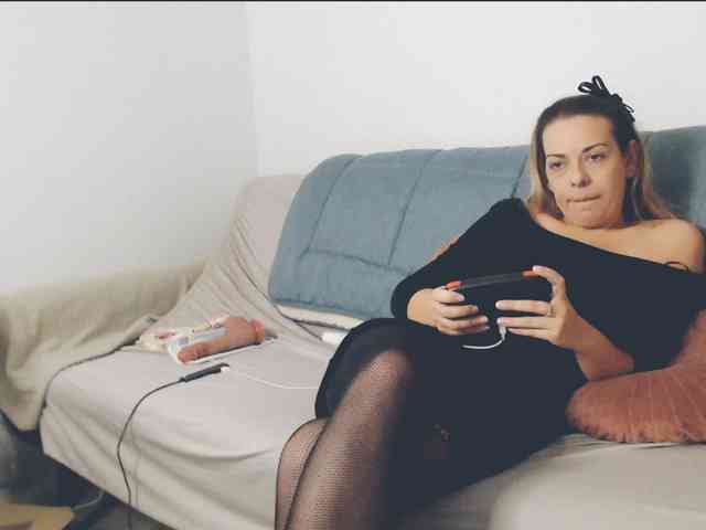 Modelo: GiuliaHotXXX1