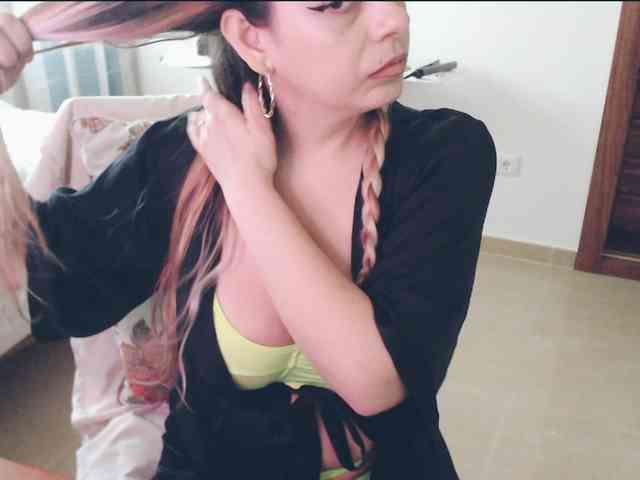 GiuliaHotXXX1 GiuliaHotXXX1