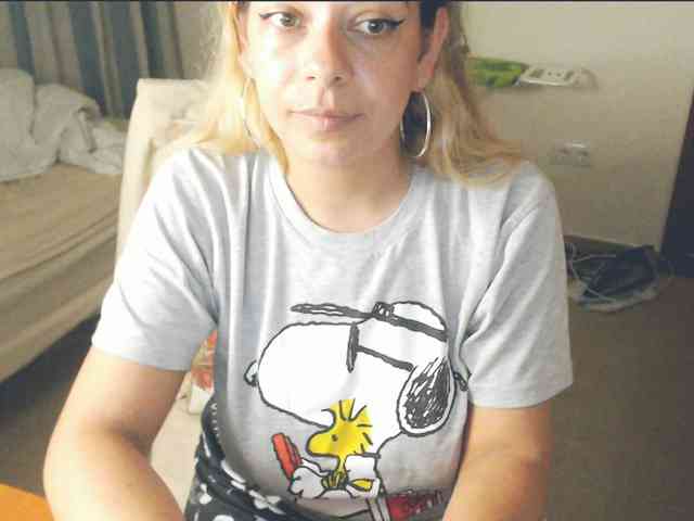 GiuliaHotXXX1 webcam