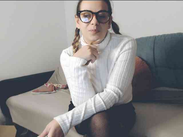 GiuliaHotXXX1 webcam
