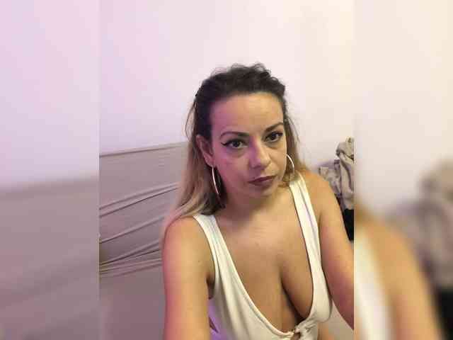 GiuliaHotXXX1