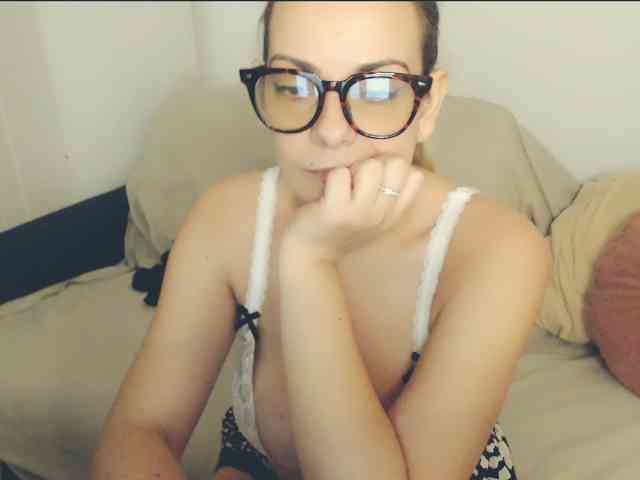 Modelo: GiuliaHotXXX1