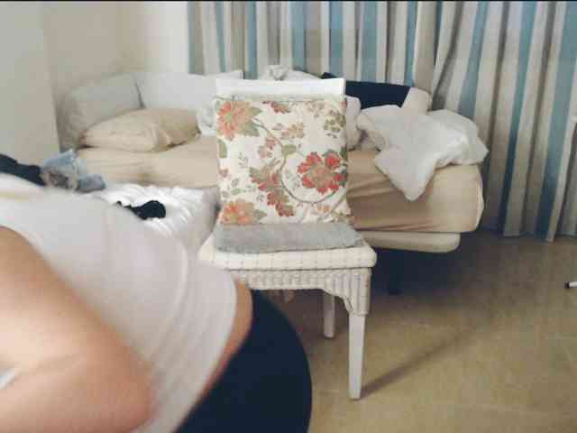 GiuliaHotXXX1 webcam