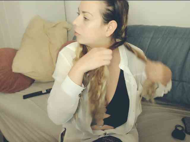 Modelo: GiuliaHotXXX1