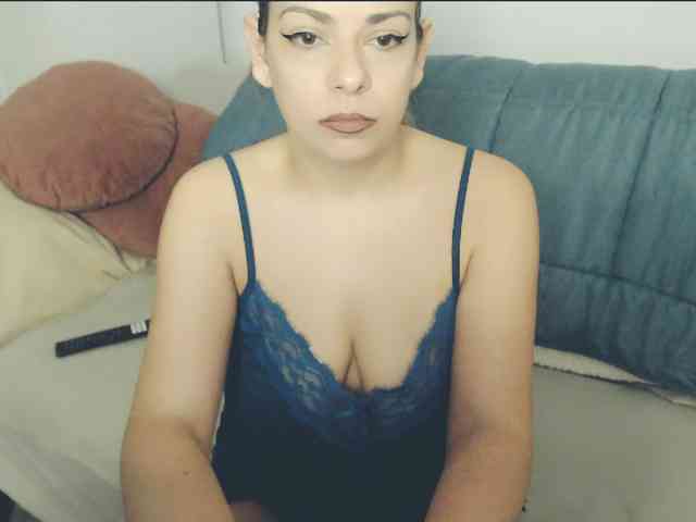 GiuliaHotXXX1