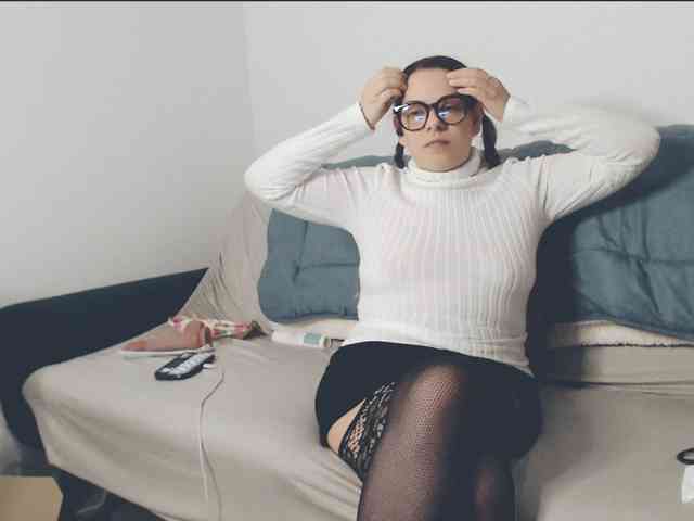 GiuliaHotXXX1 webcam