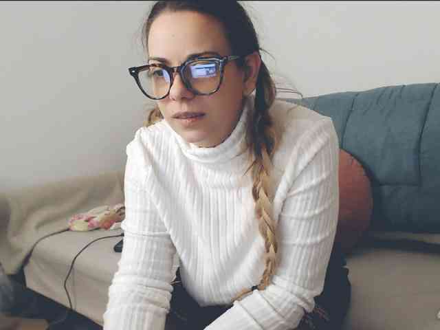 GiuliaHotXXX1 webcam