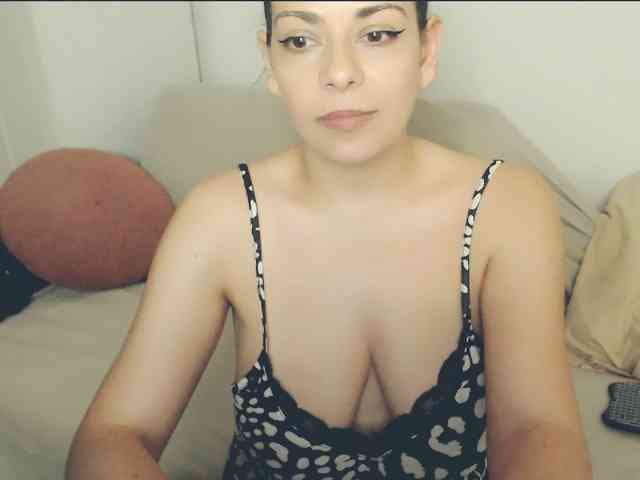 GiuliaHotXXX1
