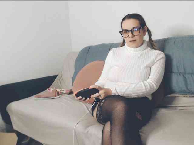 GiuliaHotXXX1 webcam