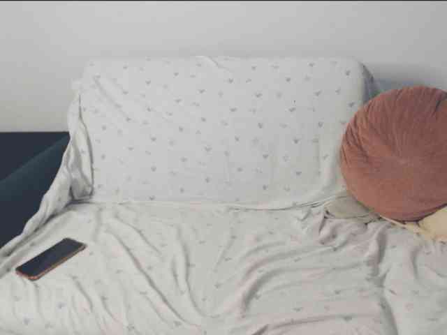 GiuliaHotXXX1 webcam