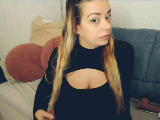 GiuliaHotXXX1
