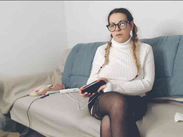 GiuliaHotXXX1 webcam