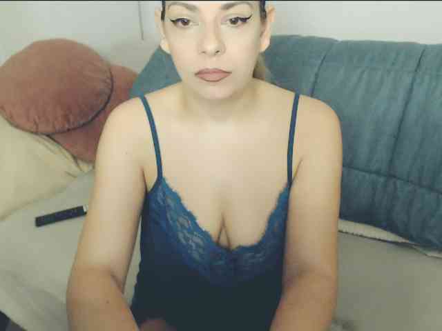 GiuliaHotXXX1 GiuliaHotXXX1