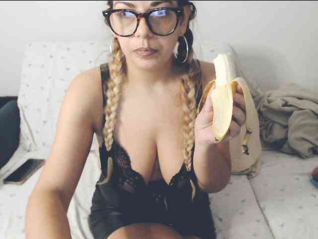 Modelo: GiuliaHotXXX1