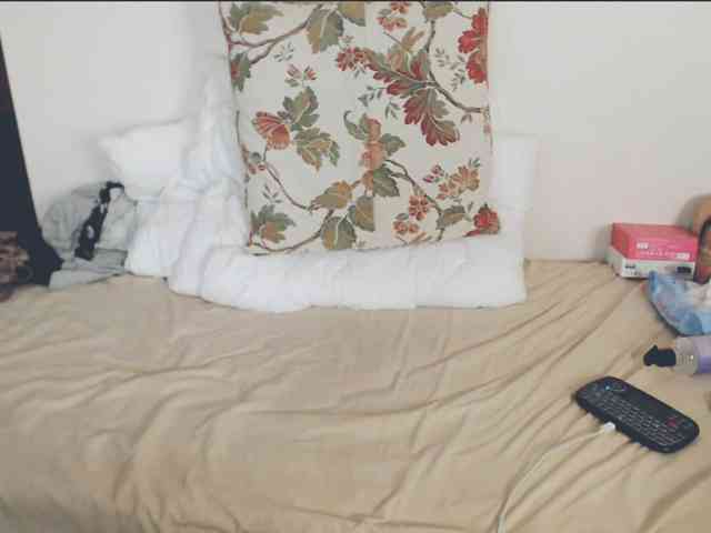 GiuliaHotXXX1 webcam