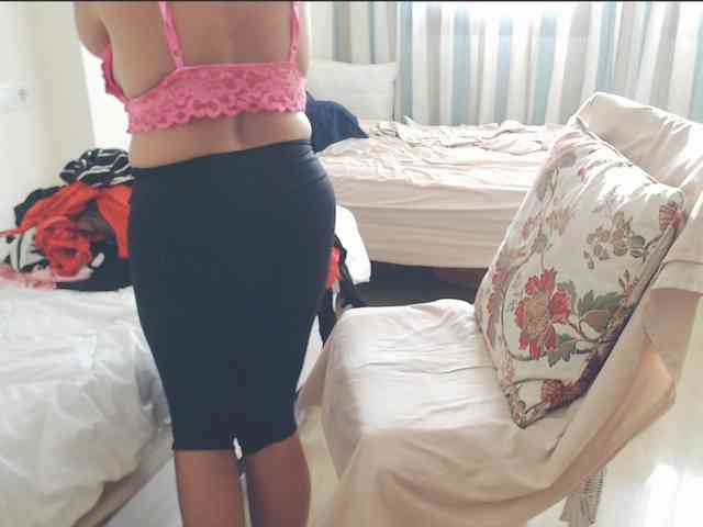 GiuliaHotXXX1 webcam