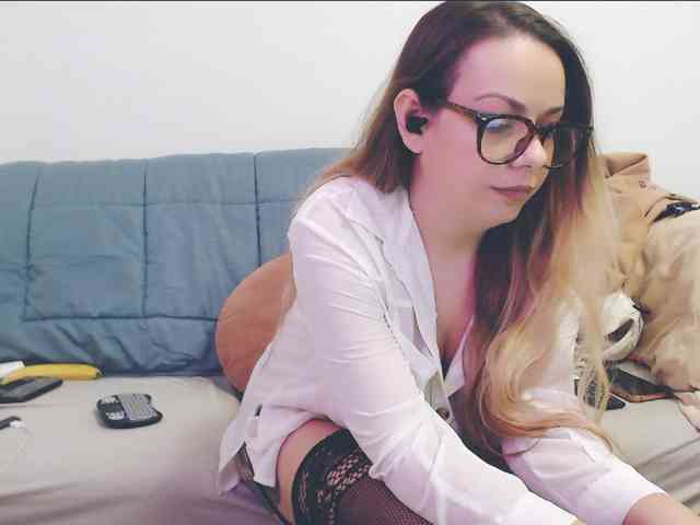 Modelo: GiuliaHotXXX1