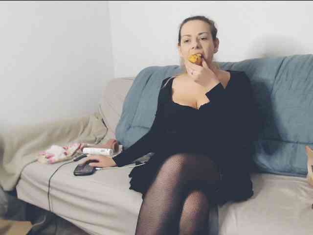 GiuliaHotXXX1 GiuliaHotXXX1