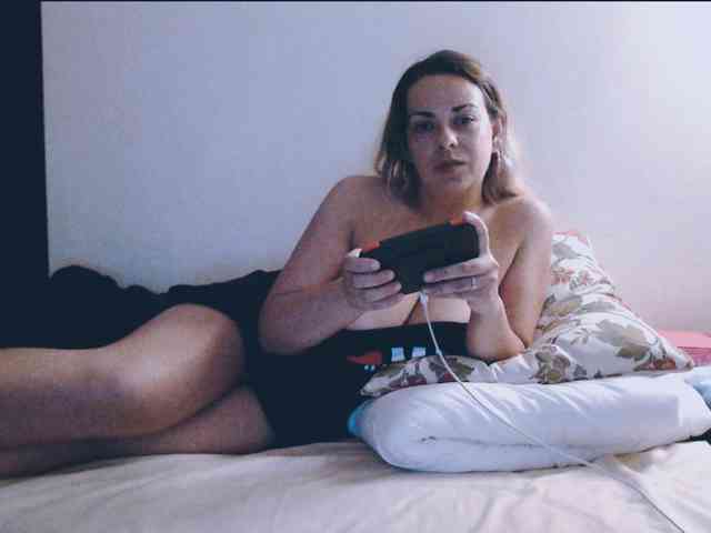 Modelo: GiuliaHotXXX1