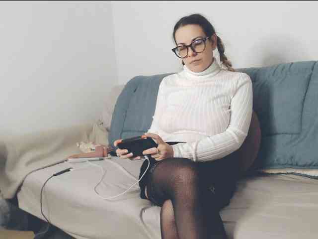 GiuliaHotXXX1 webcam