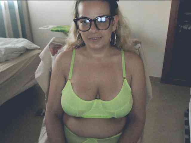 GiuliaHotXXX1