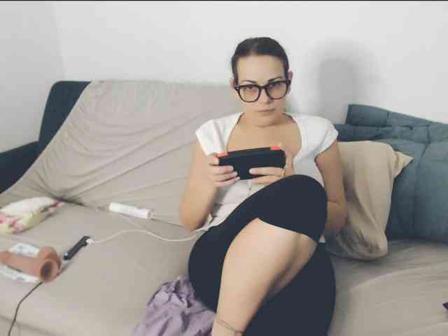 GiuliaHotXXX1 webcam