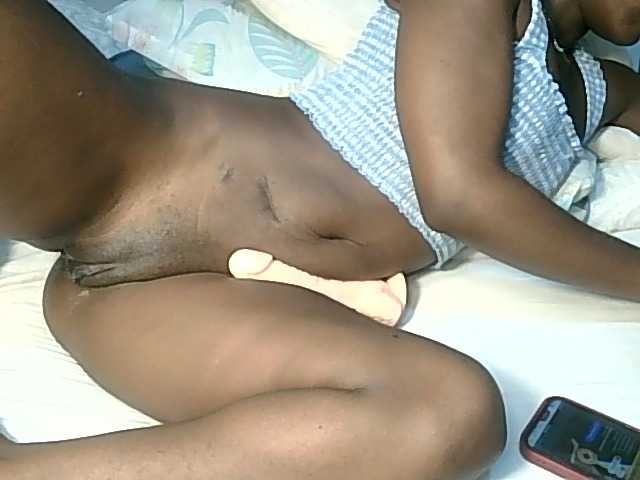 Dahliah live cam on BongaCams