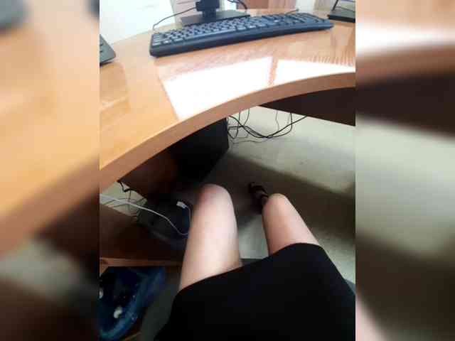 Model: JuliaKiss-11
