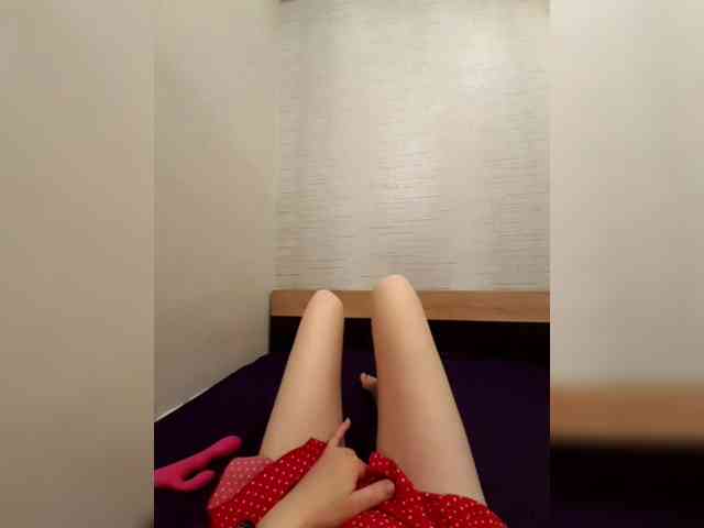 JuliaKiss-11