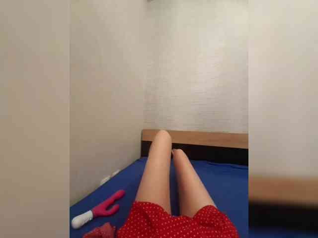 JuliaKiss-11