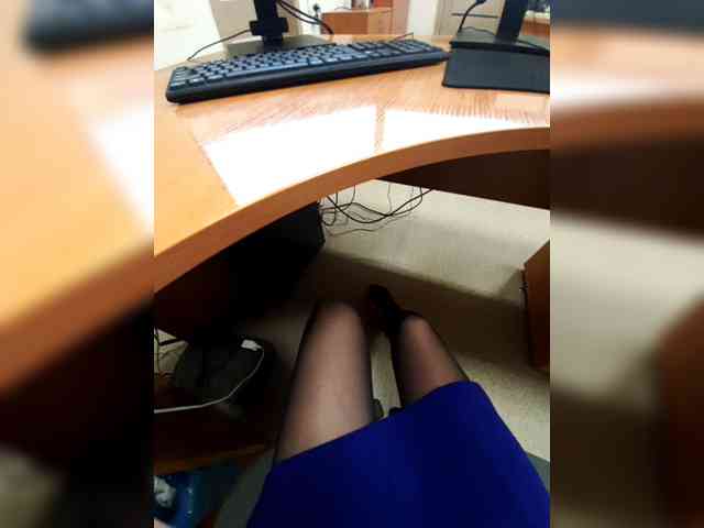JuliaKiss-11