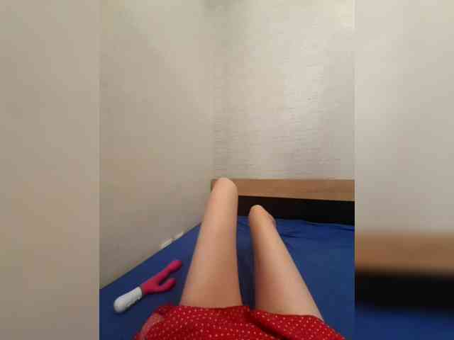 JuliaKiss-11