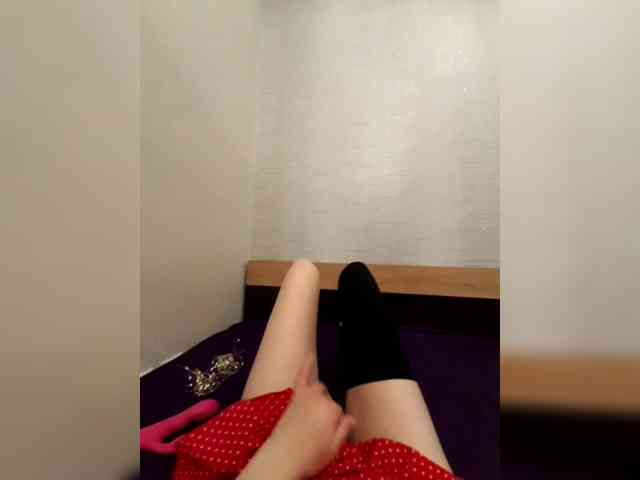 JuliaKiss-11