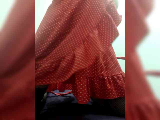 JuliaKiss-11 webcam