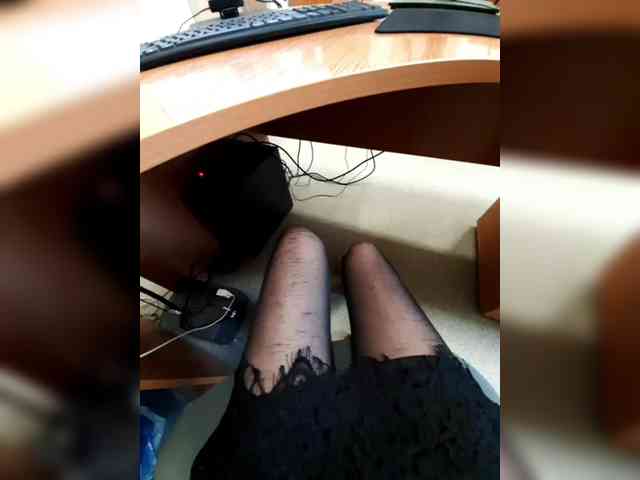 JuliaKiss-11 webcam