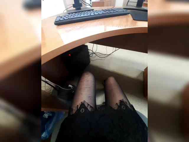 JuliaKiss-11 webcam