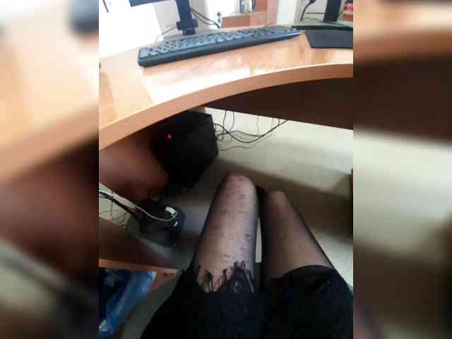 JuliaKiss-11 webcam