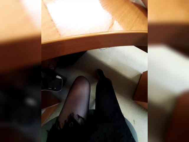 JuliaKiss-11 webcam